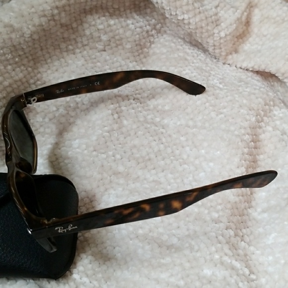 Ray-Ban New Wayfarers - Picture 3 of 8